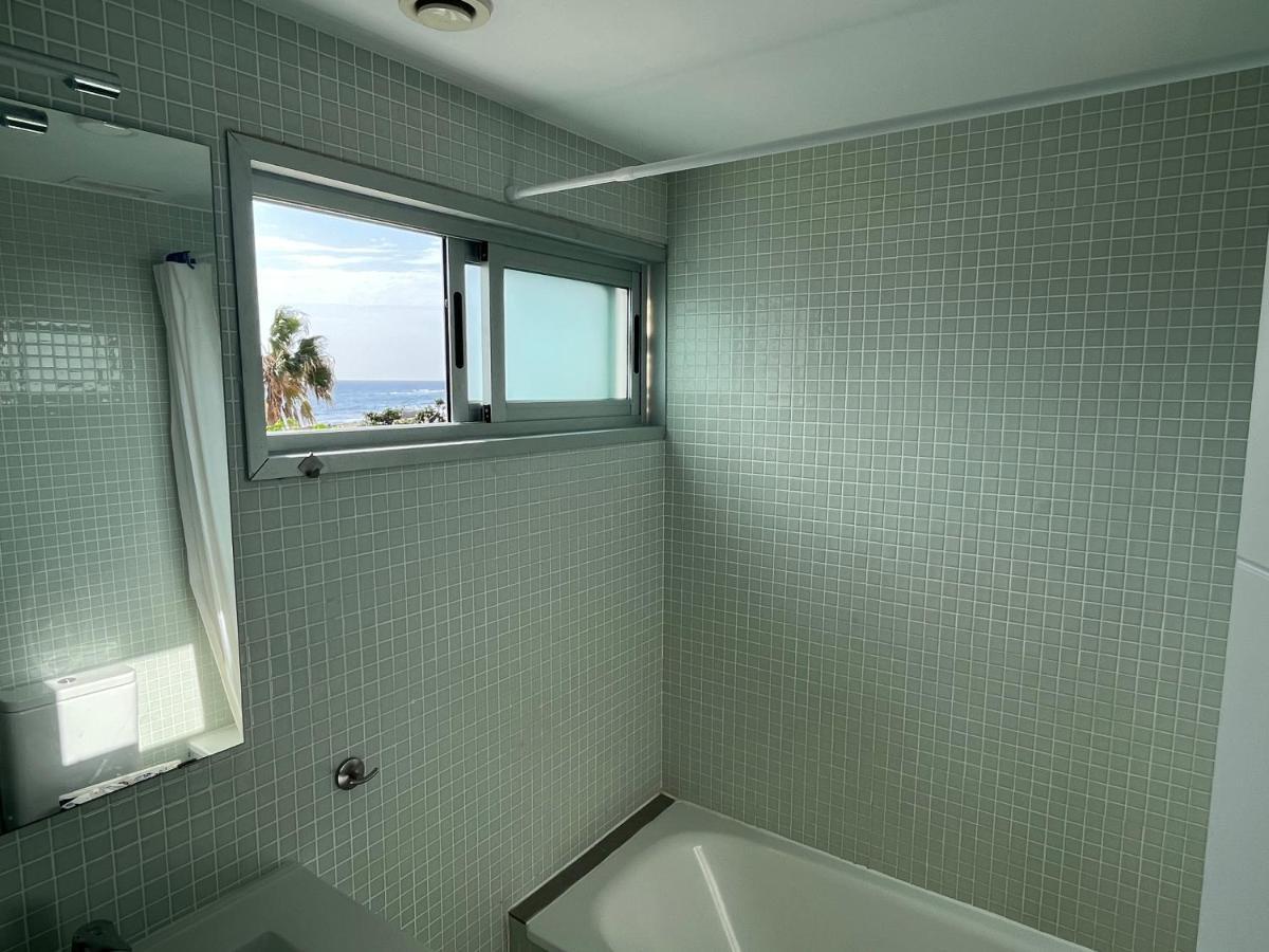 Los Martines Beachfront Ocean View El Médano Екстериор снимка